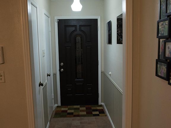 3rd image of 7556 Field Stone Dr