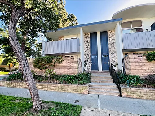 4745 S La Villa Marina #J Photo 1