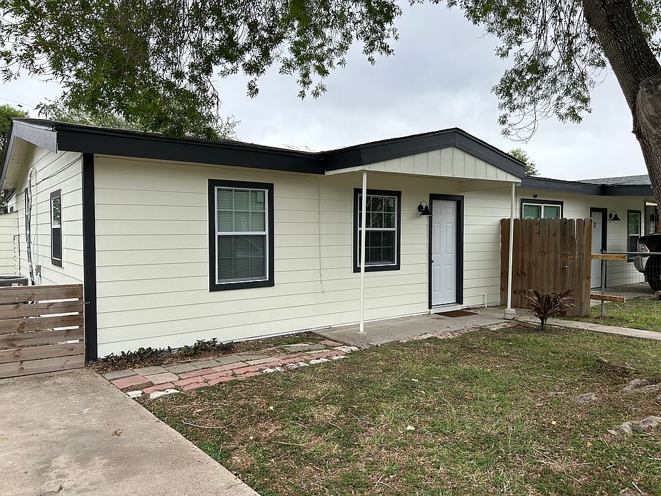 2nd image of 2903 Tampico St #1