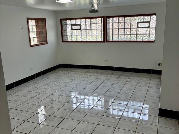 1111 N Leclaire Ave FLOOR BASEMENT