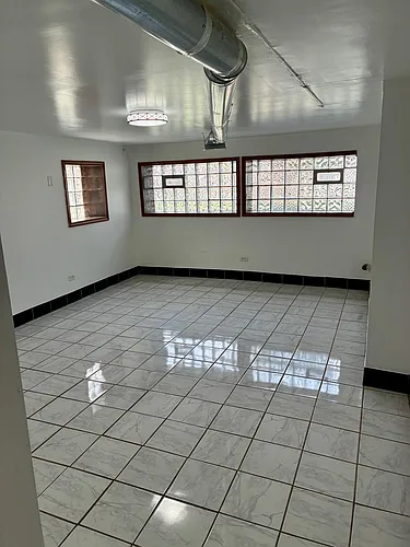 1111 N Leclaire Ave #BASEMENT Photo 1