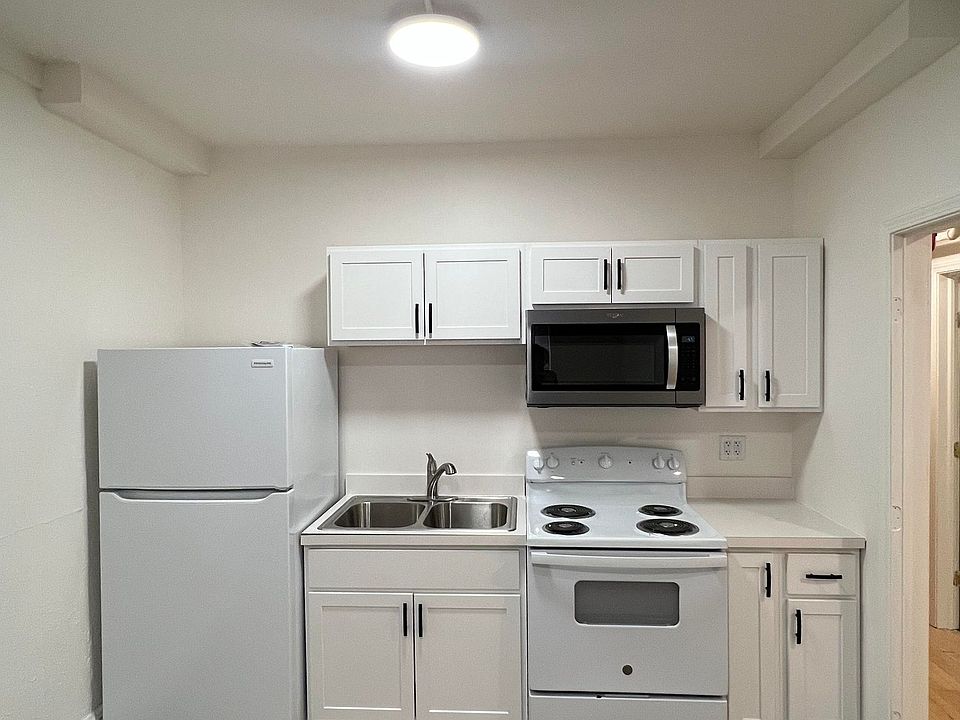 1st image of 509 Wyckoff Rd #6
