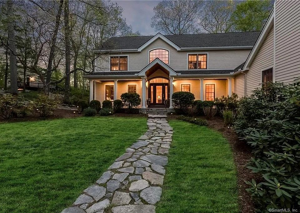 39 Powder Horn Hill Rd, Wilton, CT 06897 | Zillow