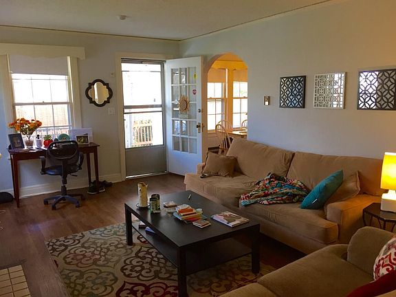 5th image of 2807 Belcourt Ave