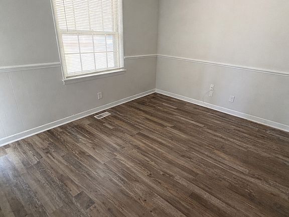 4th image of 4352 Eastern Pines Rd #18