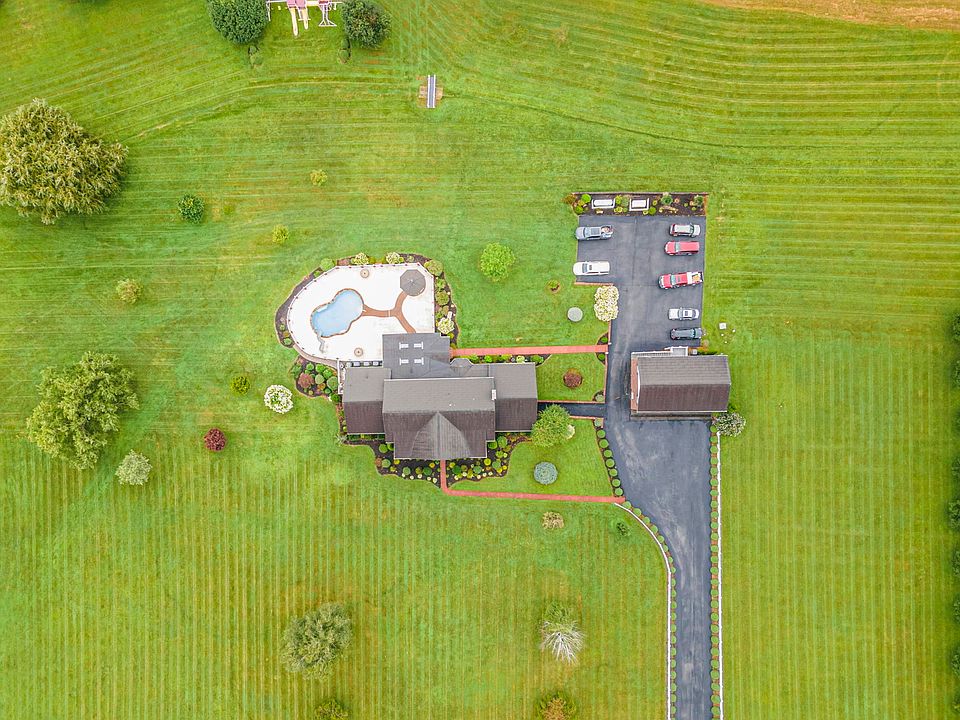 4686 Baptist Valley Rd, North Tazewell, VA 24630 MLS 9941381 Zillow