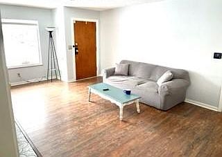 4th image of 2920 Highwoods Dr