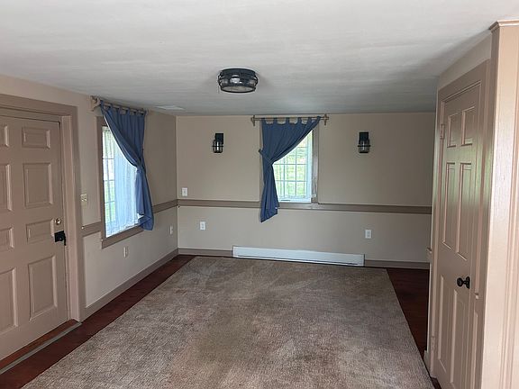 4th image of 51 High Rock Rd N