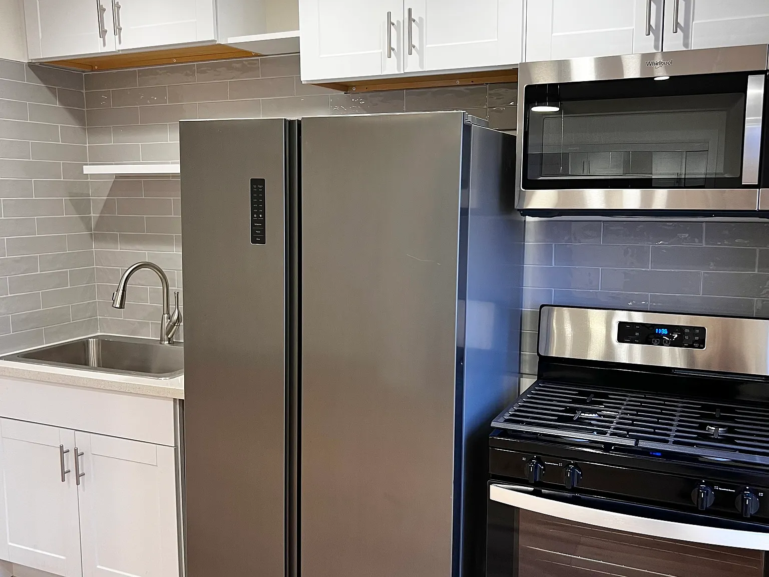 Studio, 350 sqft, $1,600 — Photo 4