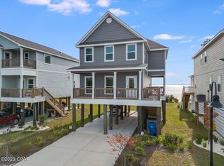 136 Carriage Rd, Panama City, FL 32404