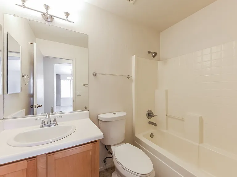 15019 W Port Au Prince Ln — Photo 15