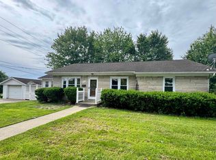 815 E 3rd St, Huntingburg, IN 47542