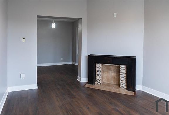 5th image of 6621 S Langley Ave #1