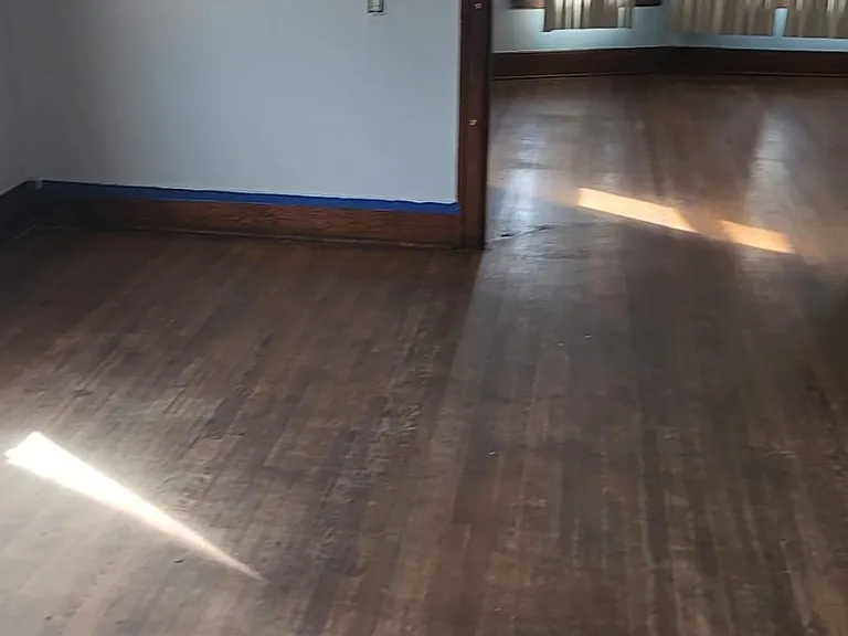 13700 Conley Ave #1 — Photo 6