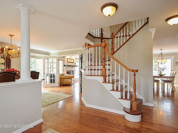 3rd image of 631 Fontana Pl