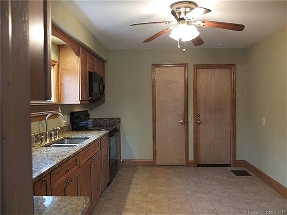 First floor unit newer remo...