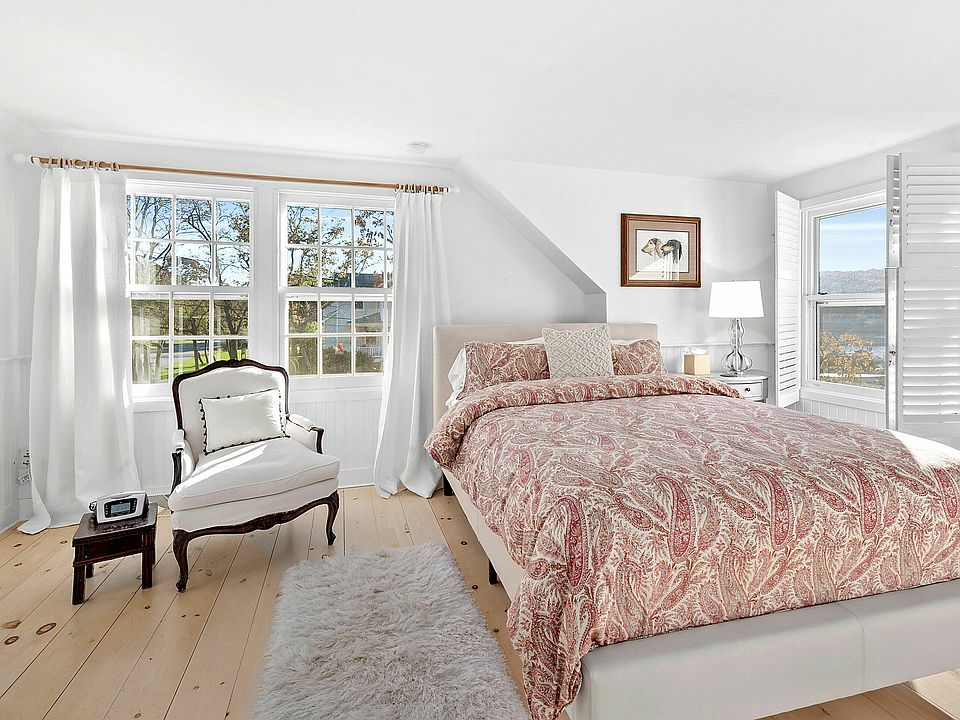 1st image of 17 Marjorie Ln