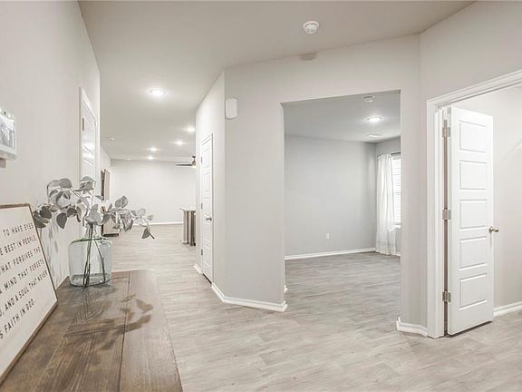 3rd image of 14224 Babbling Brook Dr