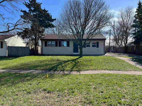 518 S Lombardy Dr, South Bend, IN 46619