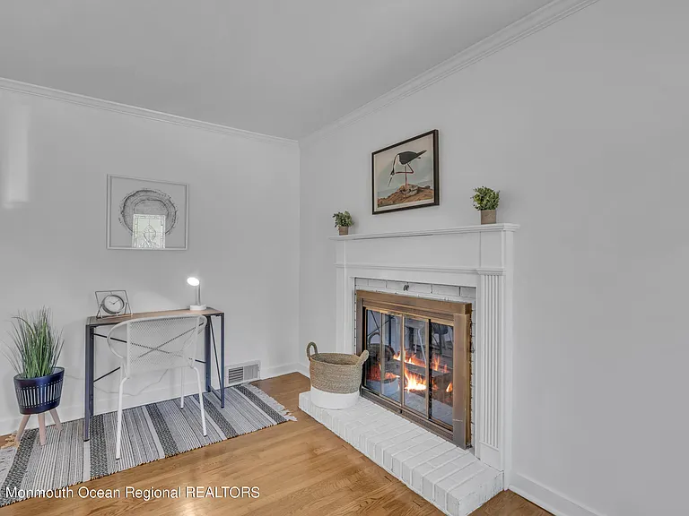 608 Brielle Ave — Photo 8