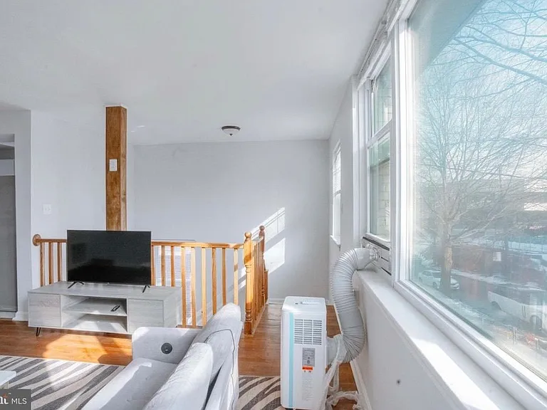 32 Varnum St NE #2 — Photo 15