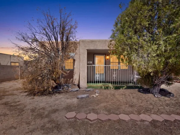 823 Headingly Ave NW, Albuquerque, NM 87107