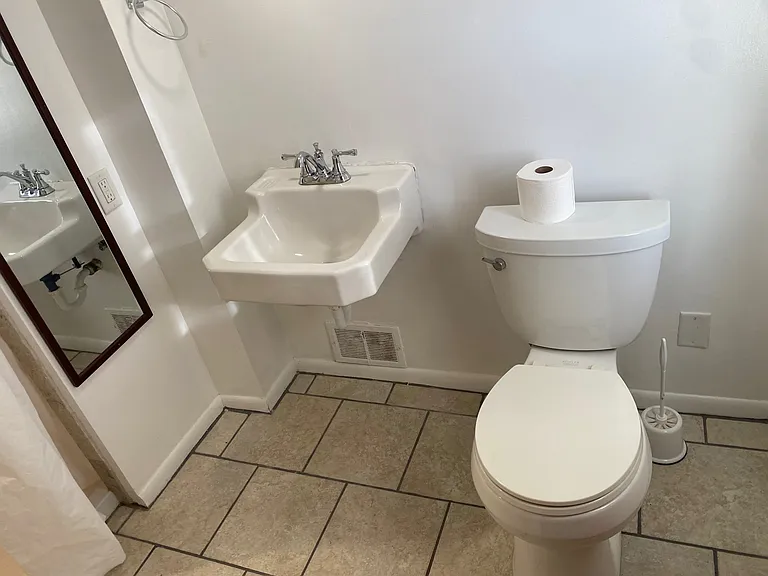 4218 Okalona Rd — Photo 33