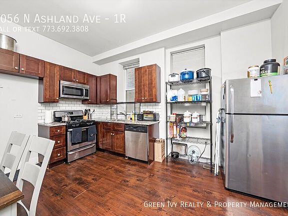 5th image of 1056 N Ashland Ave #1R