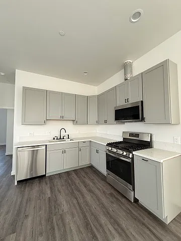 1831 N Ave #B — Photo 8