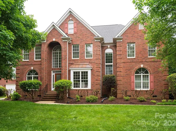 12673 Lindrick Ln, Charlotte, NC 28277