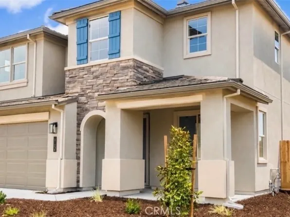 1104 Sunridge Dr, Hollister, CA 95023