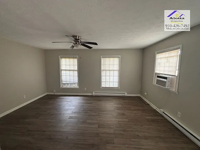 6604 Carloway Dr — Photo 7