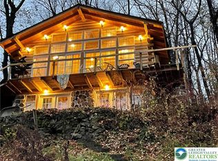 6023 Del Haven Rd, Bangor, PA 18013