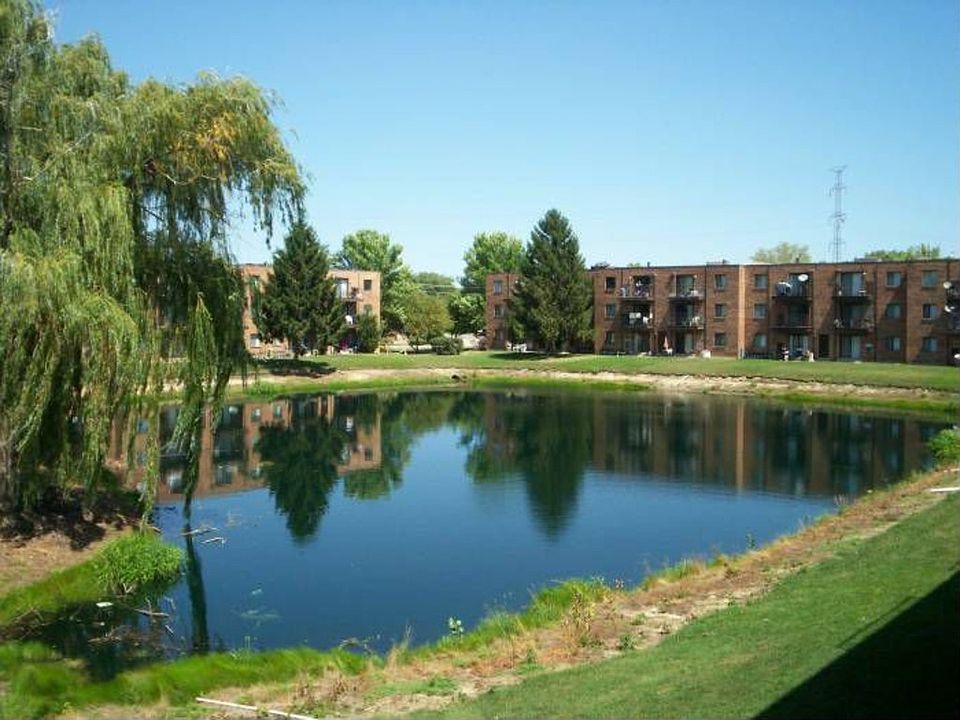 2nd image of 365 E Rimini Ct Floor 1