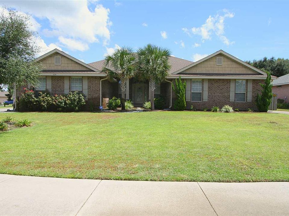 1st image of 1624 Woodlawn Way