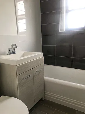 Rented by Midbrook Realty, LLC | media 5