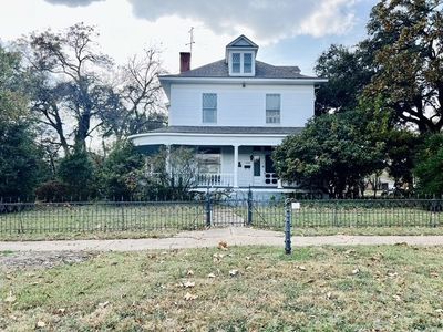209 N Preston St, Ennis, TX, 75119