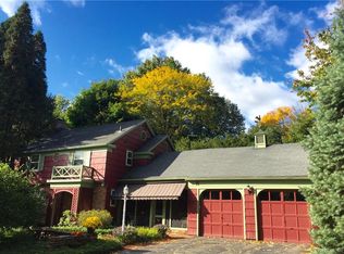 15 Park Ln, Rochester, NY 14625