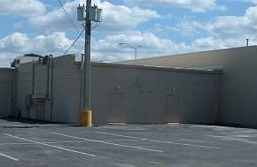 2nd image of 2418 N Main St