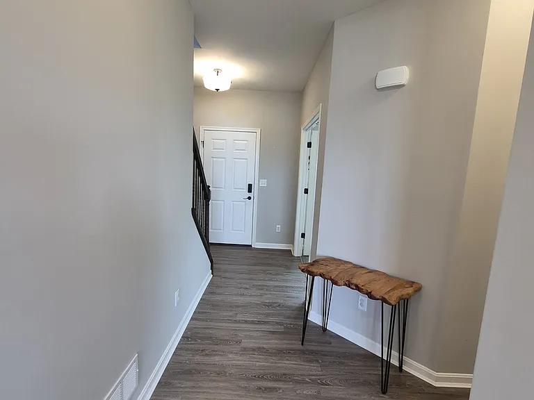 6179 Ballyshannon Dr — Photo 9