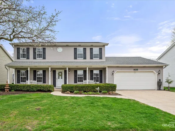 1628 Westminster Dr, Naperville, IL 60563