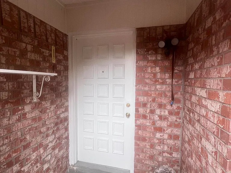 5017 McCormick Ln — Photo 3
