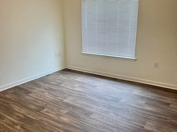 1321 Crab Orchard Dr APT 203, Raleigh, NC 27606