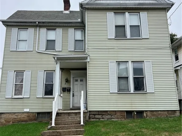 105 E Hallam Ave, Washington, PA 15301