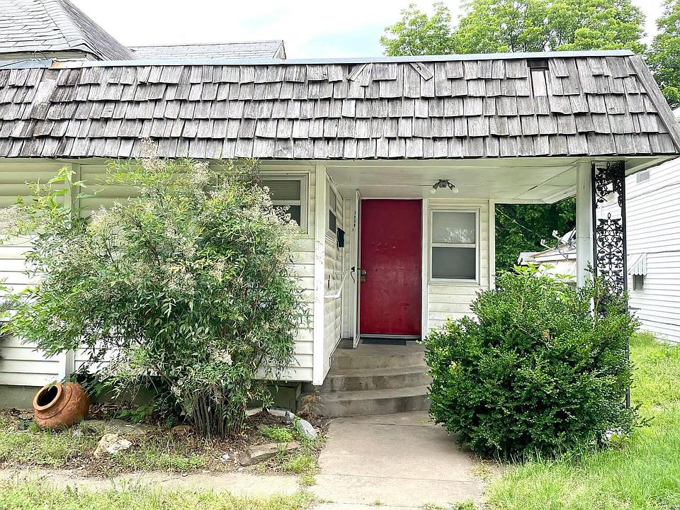 1st image of 1003 1/2 Harris St