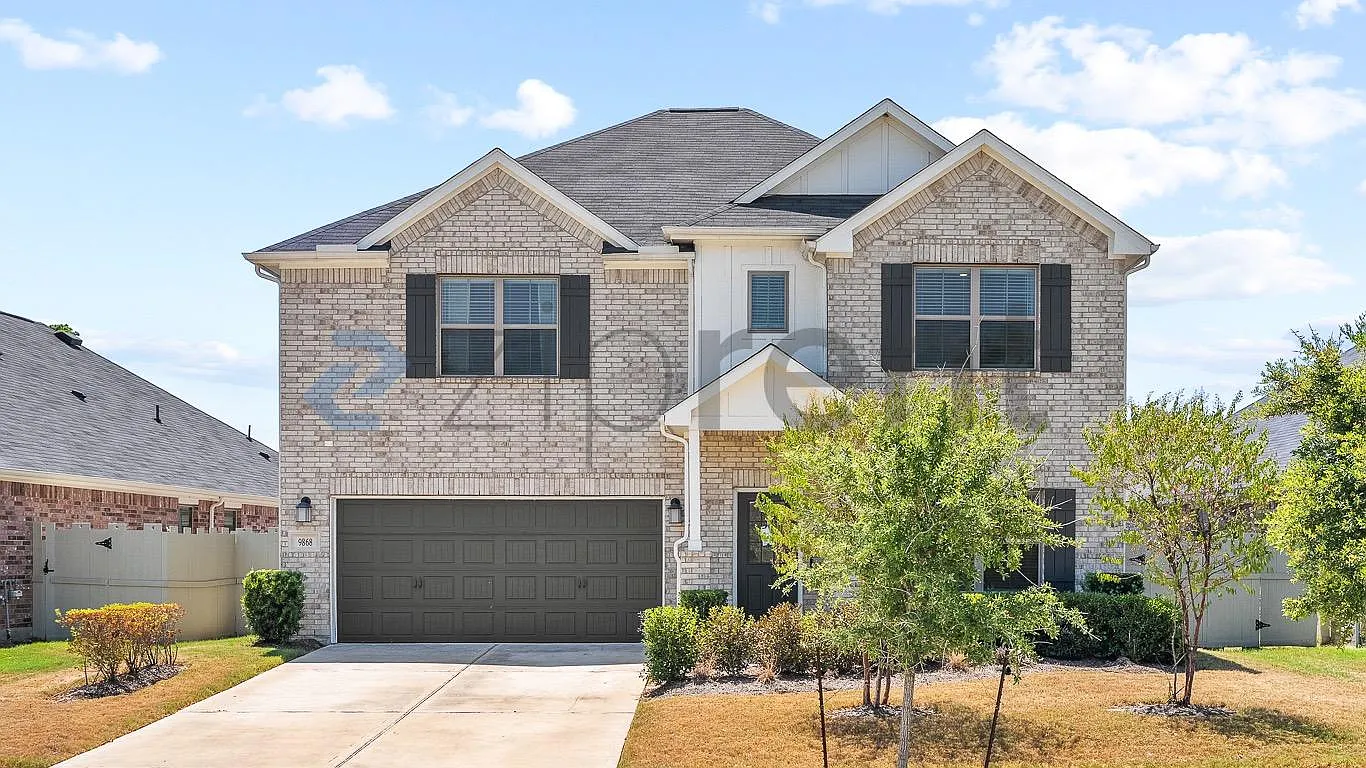 5 bed, 3056 sqft, $3,450 — Photo 2