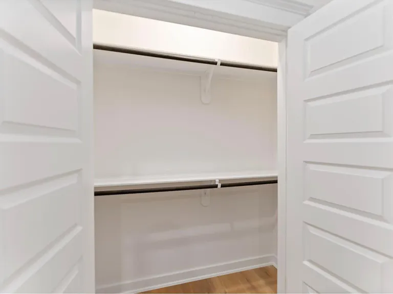 7809 Queen St #B — Photo 18