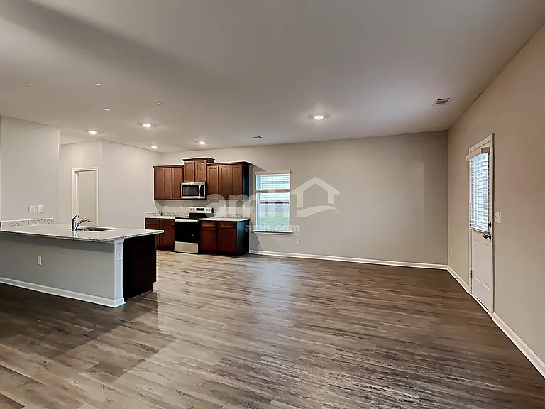 625 Gleaner Way — Photo 4