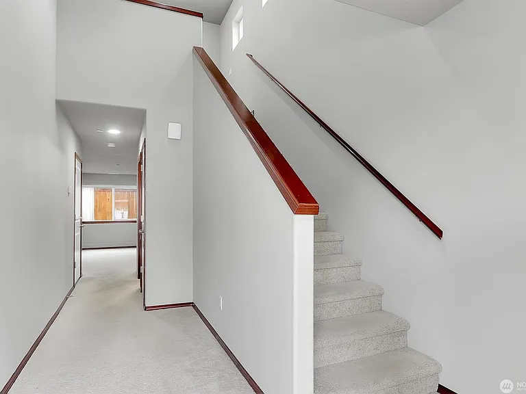 12523 24th Pl W — Photo 2