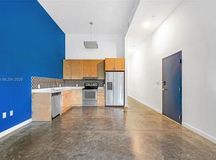 771 NW 1st St #101, Miami, FL 33128